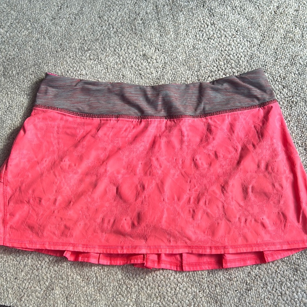 Pink Lululemon pace setter skirt